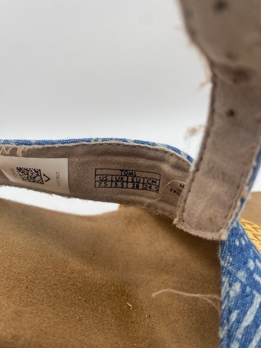 TOMS Women's Wedge Espadrille Sandals Blue Tribal Print Ankle Strap Size 7.5